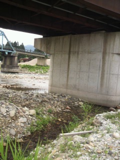 �A���_�[�U