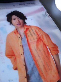 ���t����