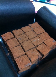 ���`���R