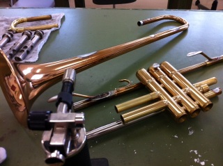 �g�����y�b�g�o���o��