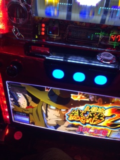 ���������C�Ƀp�`�X����